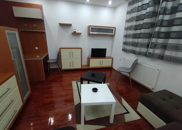 Nis Apartment Apartament